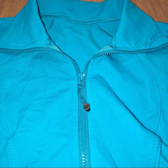Lululemon Define Jacket - Picture 3 of 4